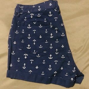 LEI high rise anchor print shorts